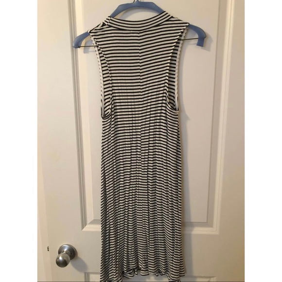 Everly Striped Mock Neck Dress - Picture 3 of 5